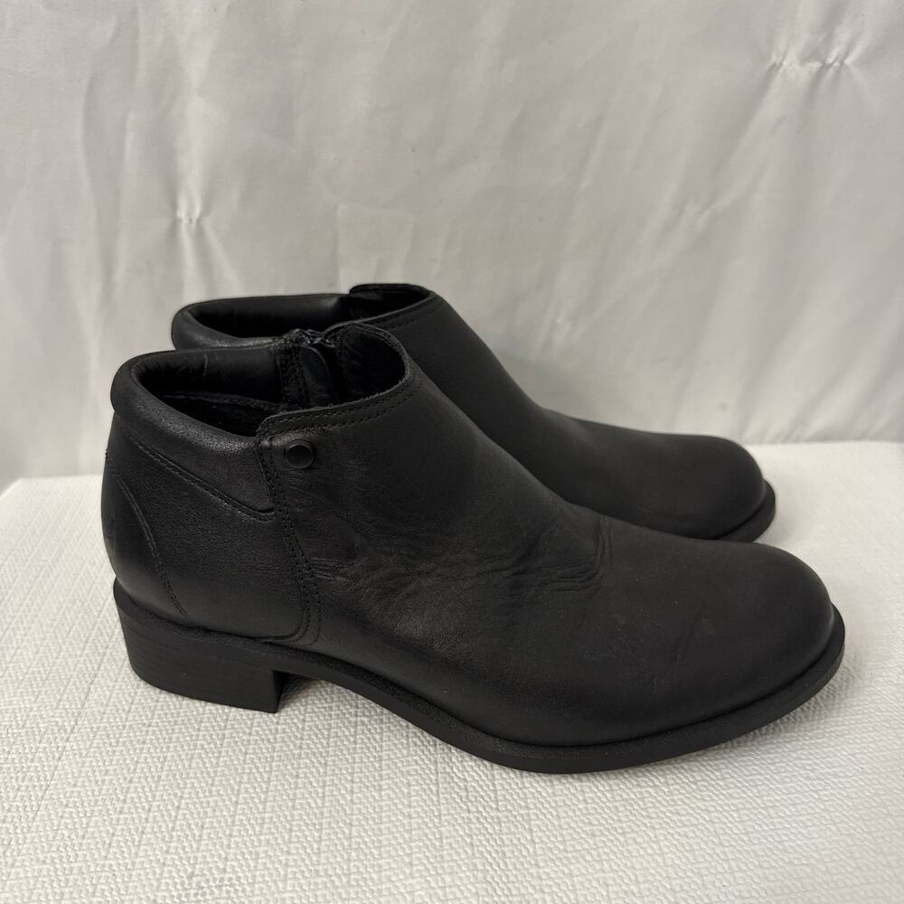 SAS Boots Womens Size 8 Wide Bethany Black Leather Ankle Side Zip